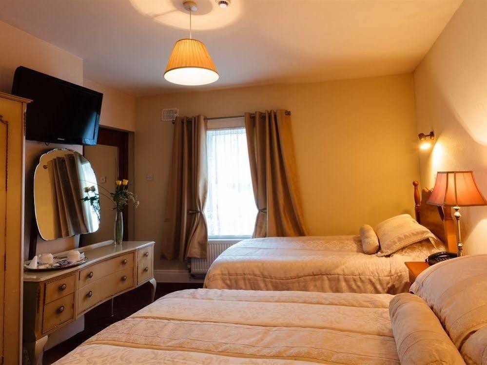 Tubbercurry Cawley'S Guesthouse מראה חיצוני תמונה